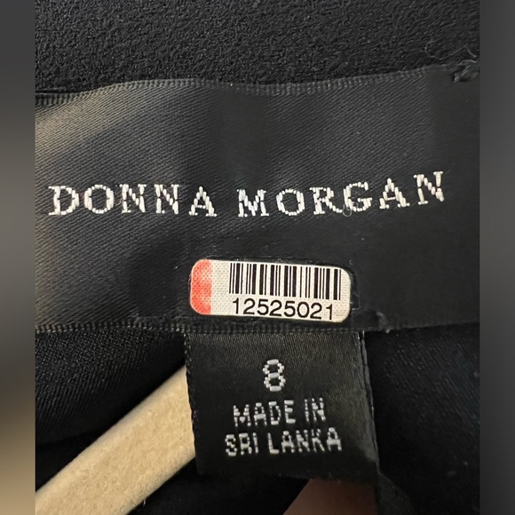 Donna Morgan Sleek Short Sleeve Navy Blue Jumpsuit Size 8 - Picture 4 of 5